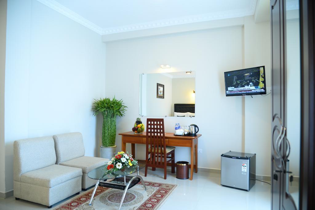 Lazaani Hotel Colombo Exterior foto